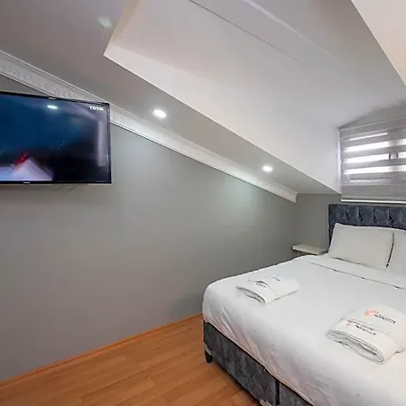 Lejlighedshotel Taxim Sunpera 4*